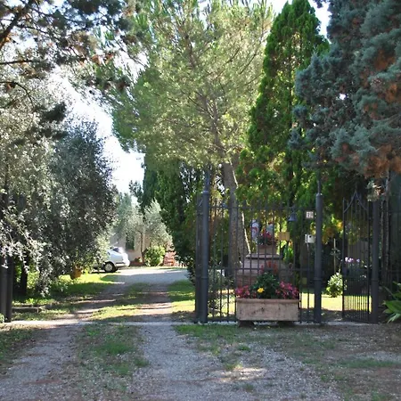 La Nicchia Farm stay *